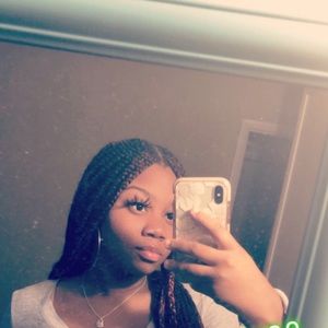 Meet your Posher, Keke